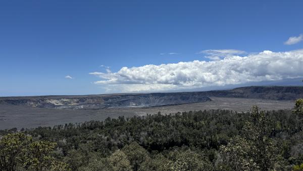 Hale Ma'uma'u Volcano(day), around Volcano House & Kilauea Visitor Center (8/13)