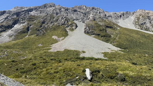 Way back from Hooker Lake (1/6)