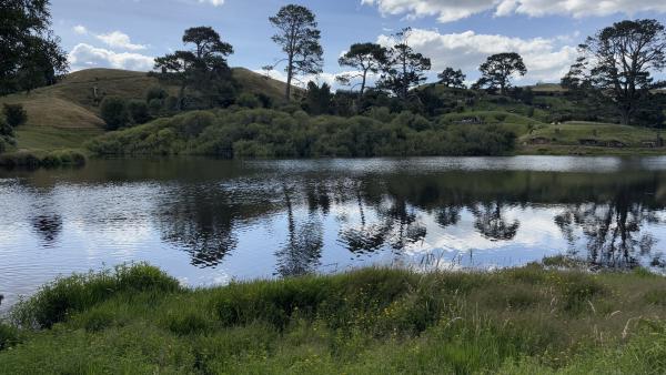 Hobbiton's the Water (1/12)
